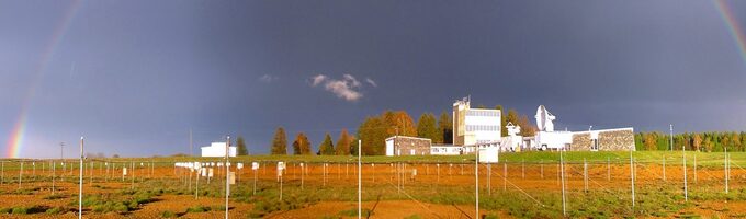 20080410_ArcEnCiel_pano_2-1600x462.jpg